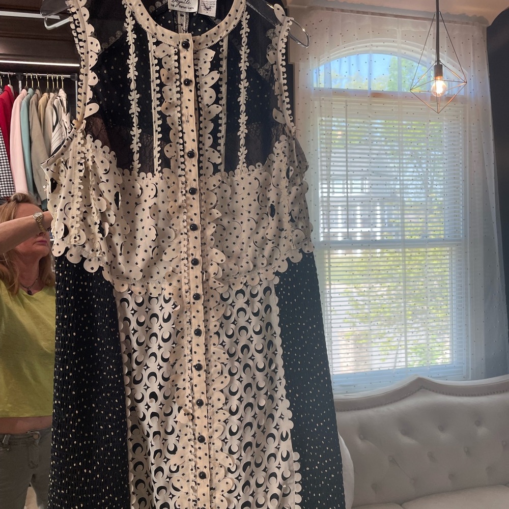 Elegant Black and Cream Women's Dress